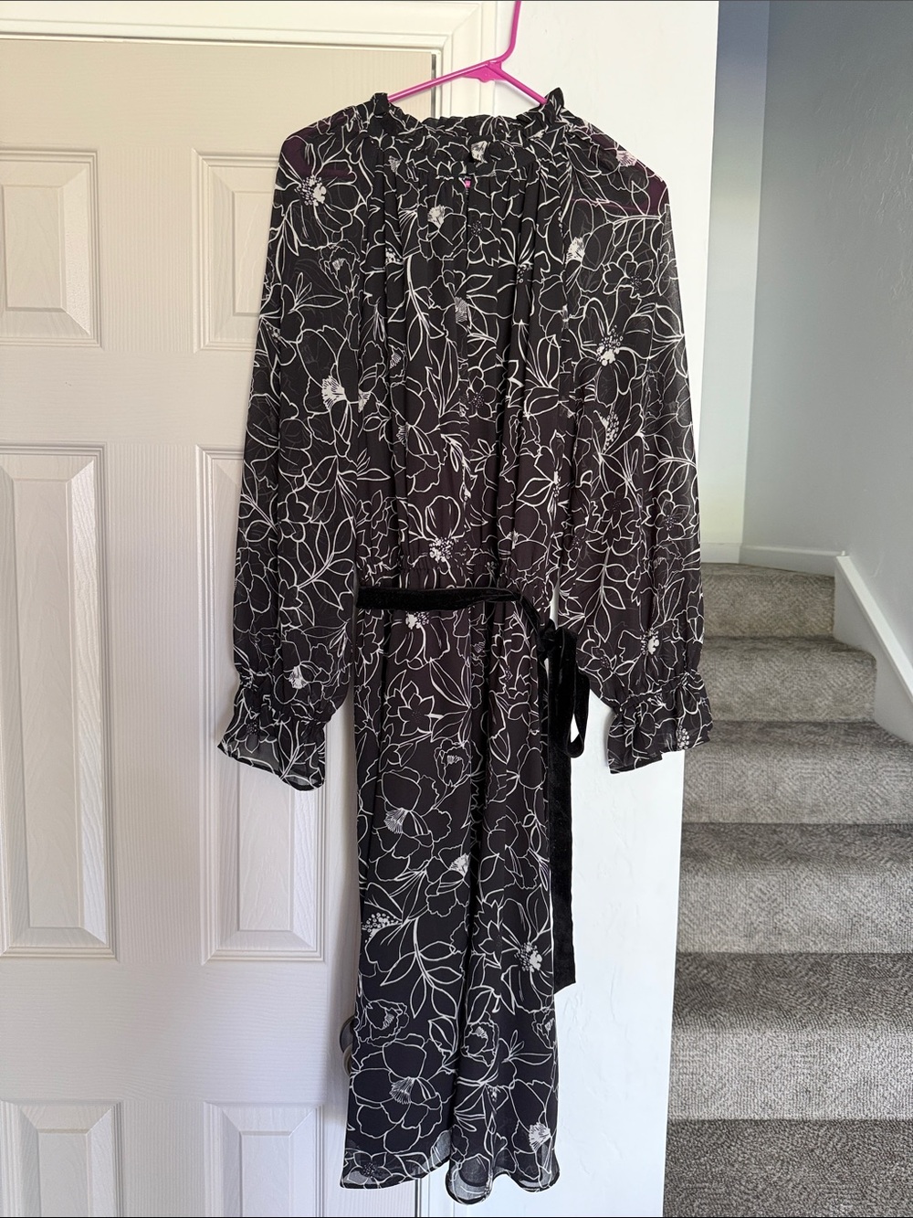 Maggy London Black Floral Long Sleeve Belted Maxi Dress